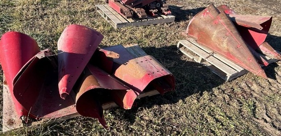 2 pallets - Case IH Corn Head Snouts