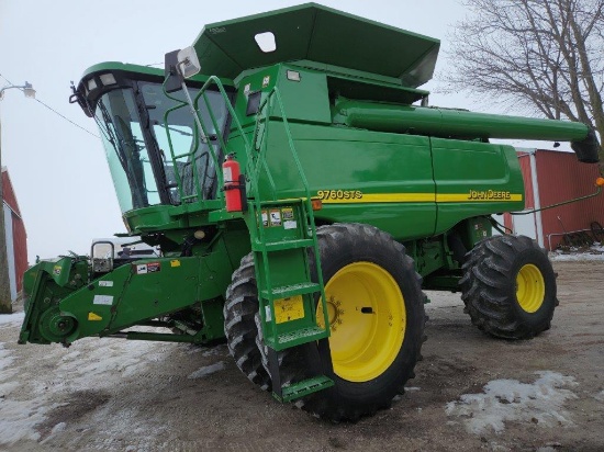 2005 John Deere 9760 STS Combine