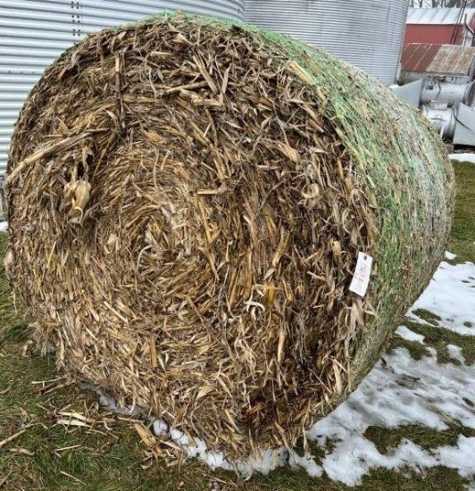 Corn Stalk Round Bales