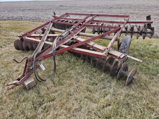 IH 37 12' Wheel Disk