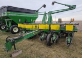 JD 1760 12R30 Wing Fold Conservation Planter