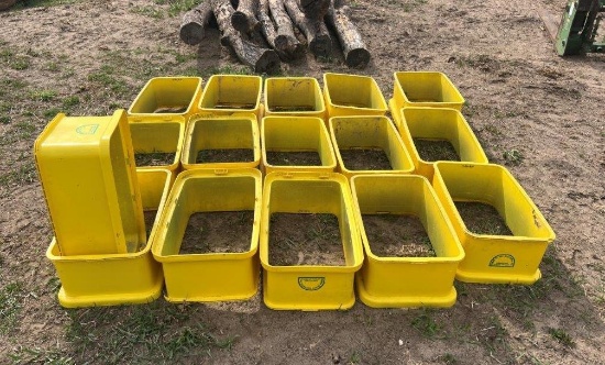 16 - Distel Poly Planter Box Extensions