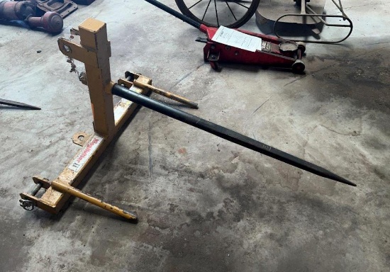 Cat 2 3 pt bale spear
