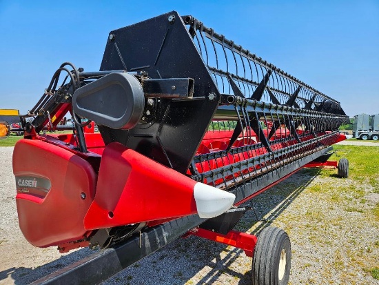 2018 Case IH 3020 TerraFlex 30' Platform