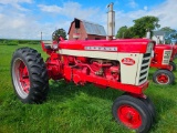 1962 IH Farmall 560 G Tractor