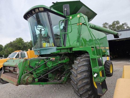 1995 JD 9600 Combine