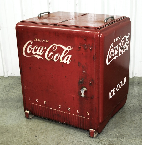 Coca Cola Ice Box/Cooler