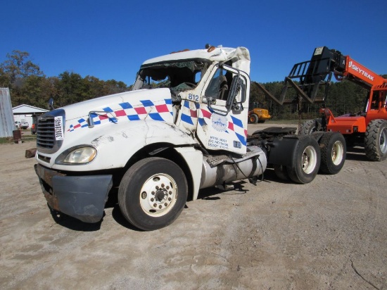 2007 Freightliner CL120
