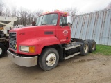 2000 Mack CH613 Tractor