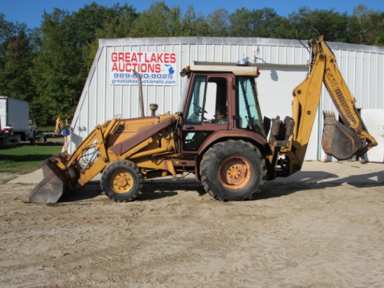 Case 580K Loader Backhoe