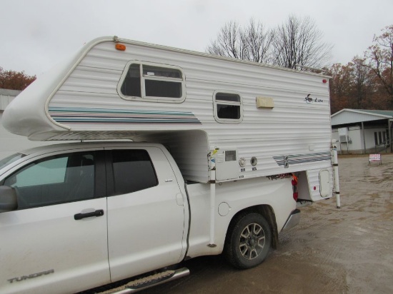 2000 Sunlight 865WS SB Pickup Camper