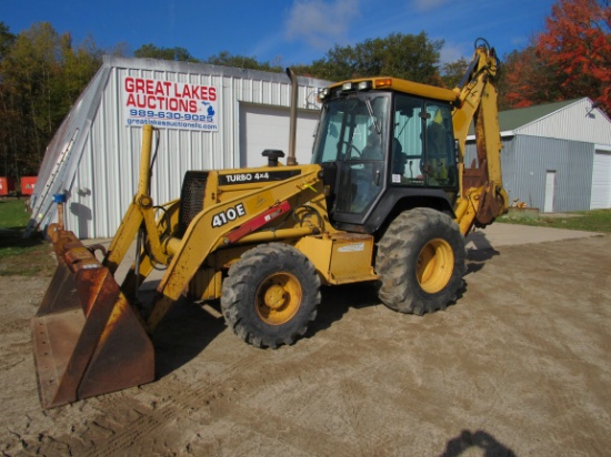 John Deere 410E Loader Backhoe