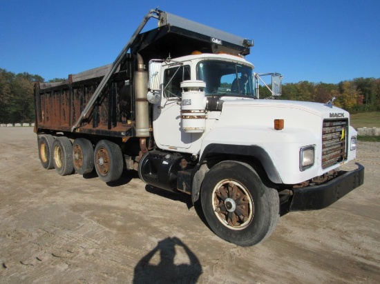 1998 Mack RD600GK Dump Truck