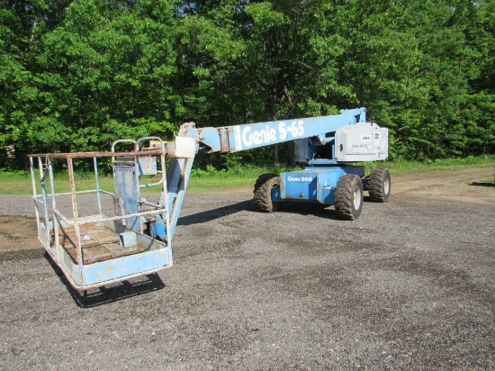 1 Genie S-65 Boom Manlift