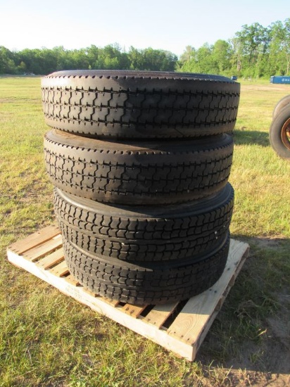 (4) 285/75/R24.5 Tires