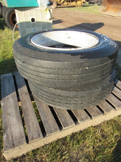 (2) 255/70/R22.5 Tires w/ Rims