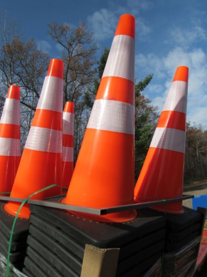 Lot of 25 Safety Highway Cones