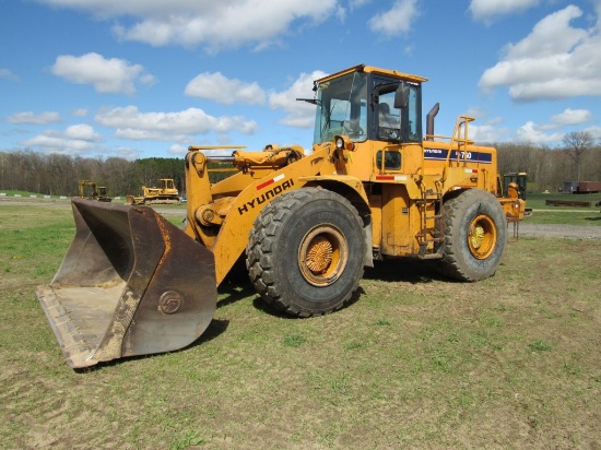 Hyundai HL760 Wheel Loader