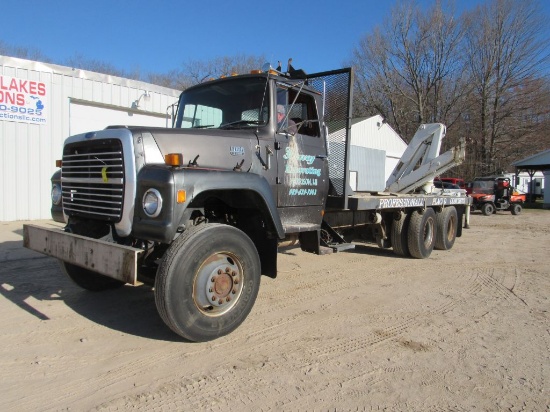 1986 Ford L900 Flatbed