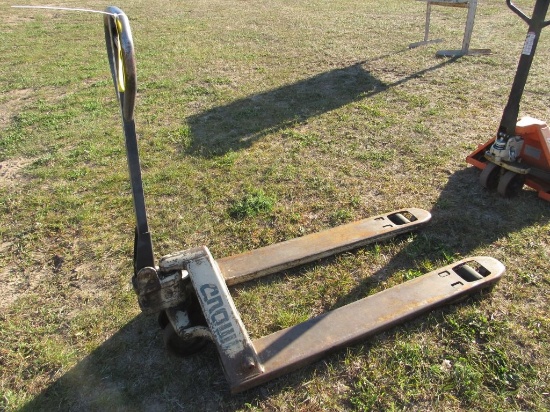 Crown Pallet Jack