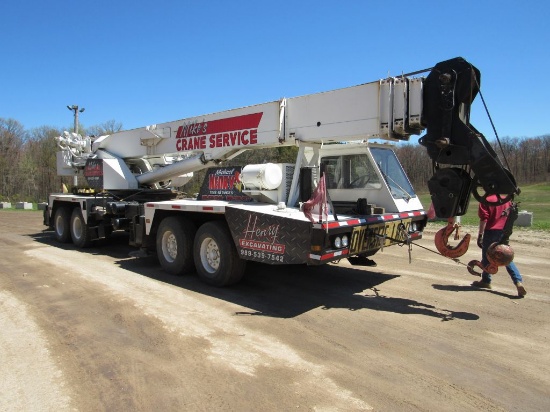 P&H Truck Crane