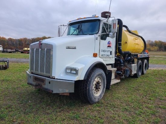 2005 Kenworth T800 Vac Truck