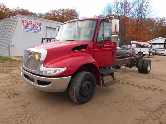 2012 International 4300 Cab & Chassis