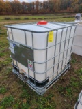 250 Gal Plastic Tank in Wire Cage