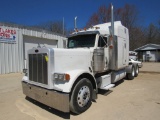 2003 Peterbilt 379 Sleeper