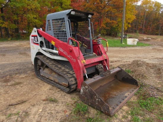 2016 Takeuchi TL8 Skid steer