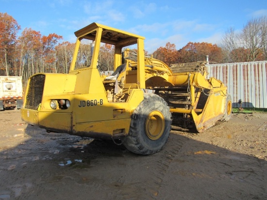 Deere 860B Motor Scraper