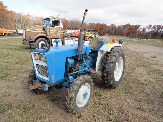 Ford 1700 Tractor
