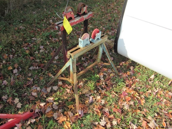2 Roller Stands