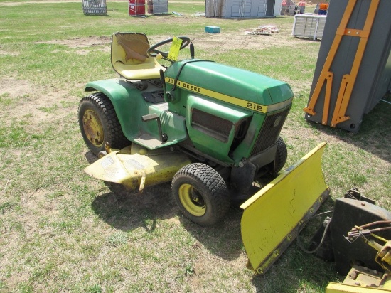 John Deere 212 Lawn Mower