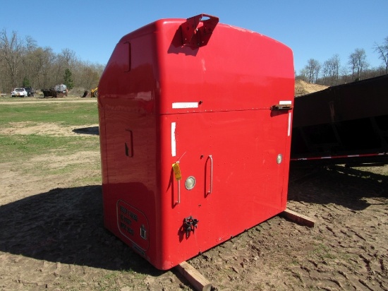 60" KW Aerocab Sleeper