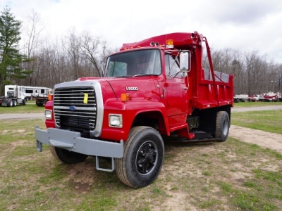 1989 Ford F9000 Dump Truck