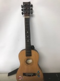 ACOUSTIC WOOD GUITAR W/STRAP