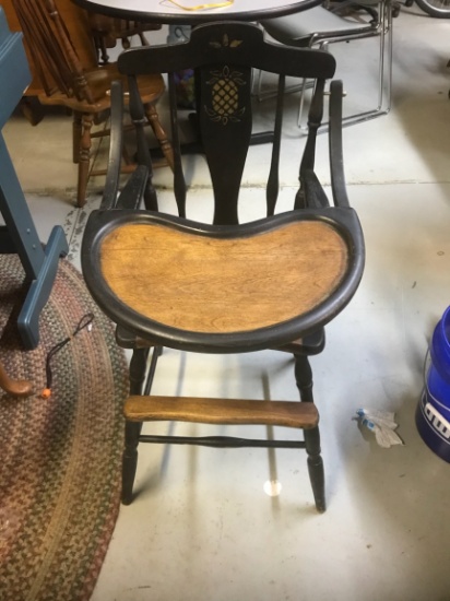 VINTAGE WOODEN HEIGHT CHAIR