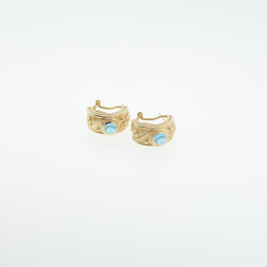 1.32 TCW Cabochon Iolite Gold Earrings