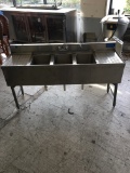 LaCrosse 3 Compartment Bar Sink with Drainboards