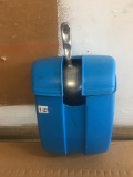 Large Ice Scoop & Wall Holder