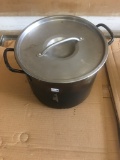 Larger SS Pot with Lid