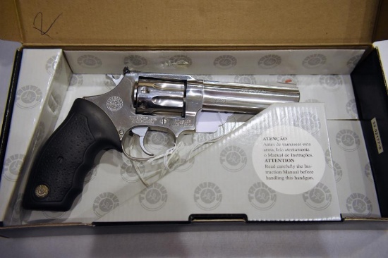 Taurus Model 941 in 22 Magnum Revolver, 4 in barrel