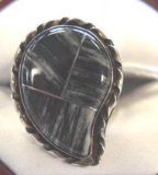 Sterling Ring with Rope Edge, Center appears Onyz 925