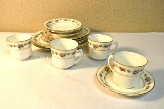 Lunch set Delphine China, England, 2 plates, 4 lunch Plates, 4 cups & saucers