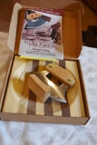 The Ulu Factory 8 in Chopping Bowl with Ulu Knife and stand, Original Box