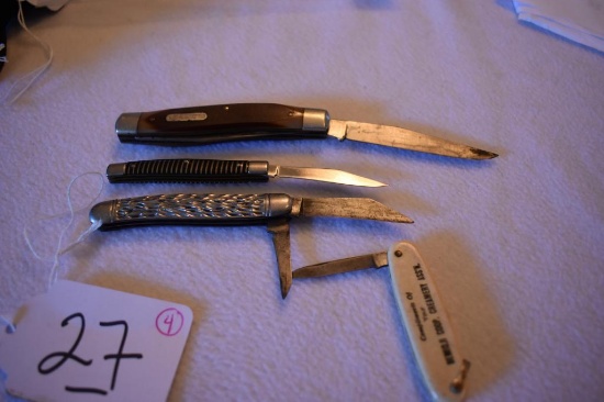 Group of 4 Vintage Folding Knives: Old Timer, super Razor by Imperial; Adv Comp.of Bemidji Creamery,