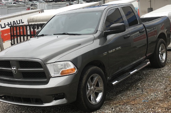 2012 Dodge Ram 1500 Quad Cab; 105K miles; sunroof; V8 HEMI and 4WD