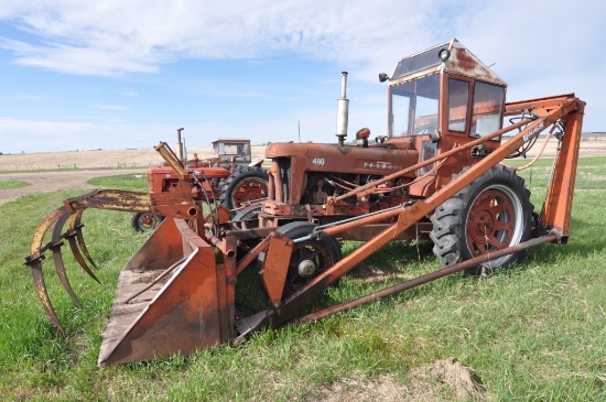 1955 McCormick Farmhall 400 tractor