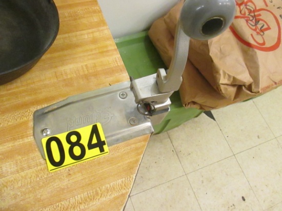 EDLUND TABLE MOUNT CAN OPENER
